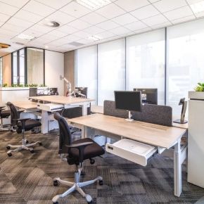 Picture for category שולחנות עבודה